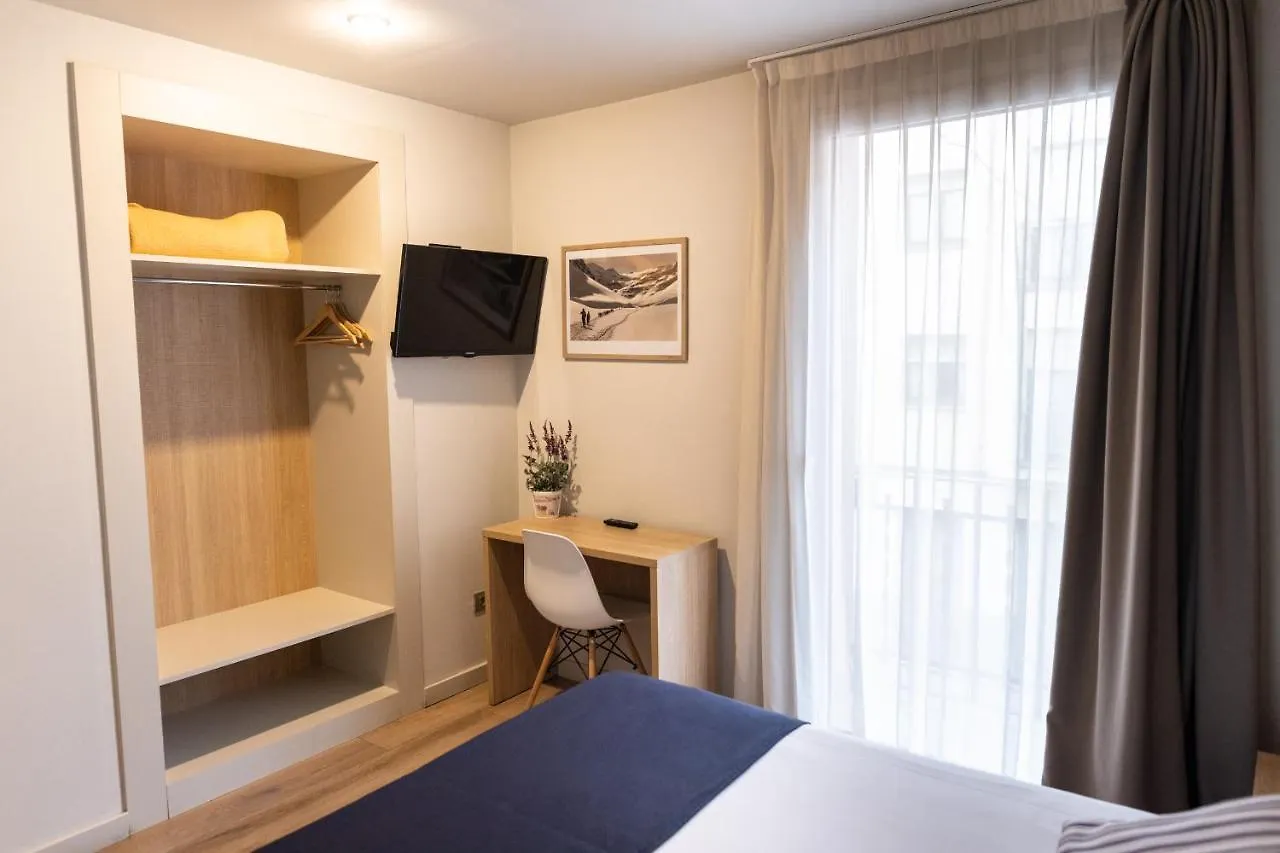 Hotel Terminus Puigcerda 2*,